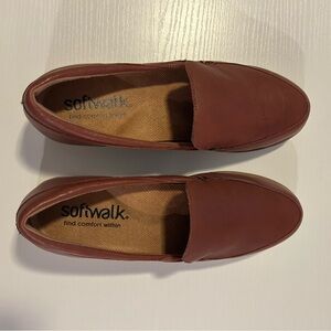 SoftWalk Womens Leather Slip-On Loafers